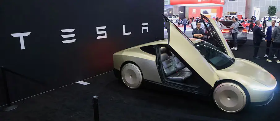 Tesla Signs $16.5 Billion Chip Deal with Samsung for Next-Gen AI Chips