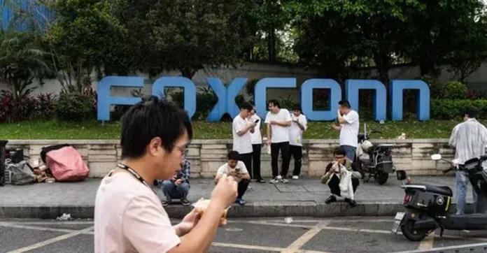 Feature-image Foxconn Commits NT$42 Billion (US $1.37 Billion) to Build AI Compute Cluster and Supercomputing Centre