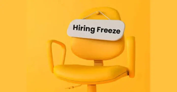 Hiring Freeze Deepens Across Top Indian IT Firms as AI and Cost Pressures Reshape Workforce